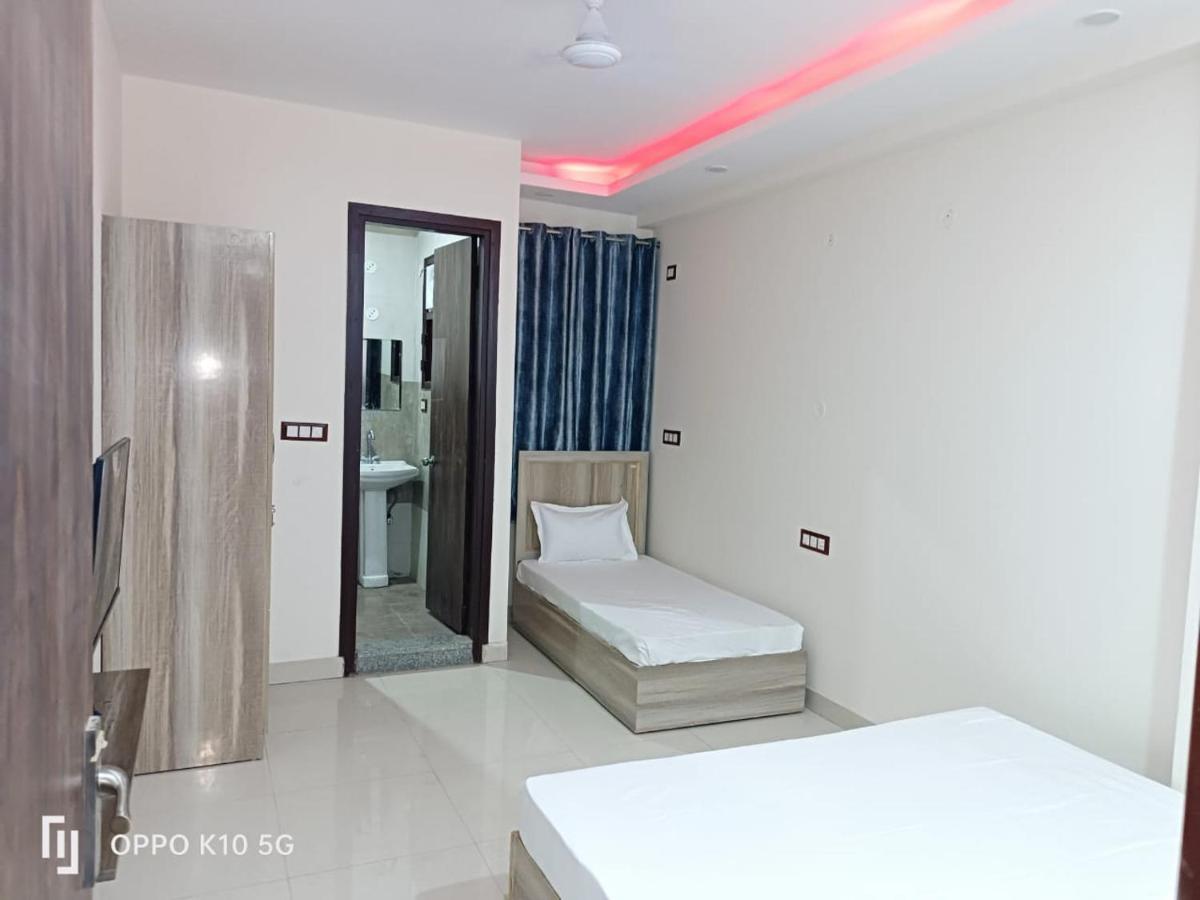 Travel Inn At Delhi Airport 뉴델리 외부 사진