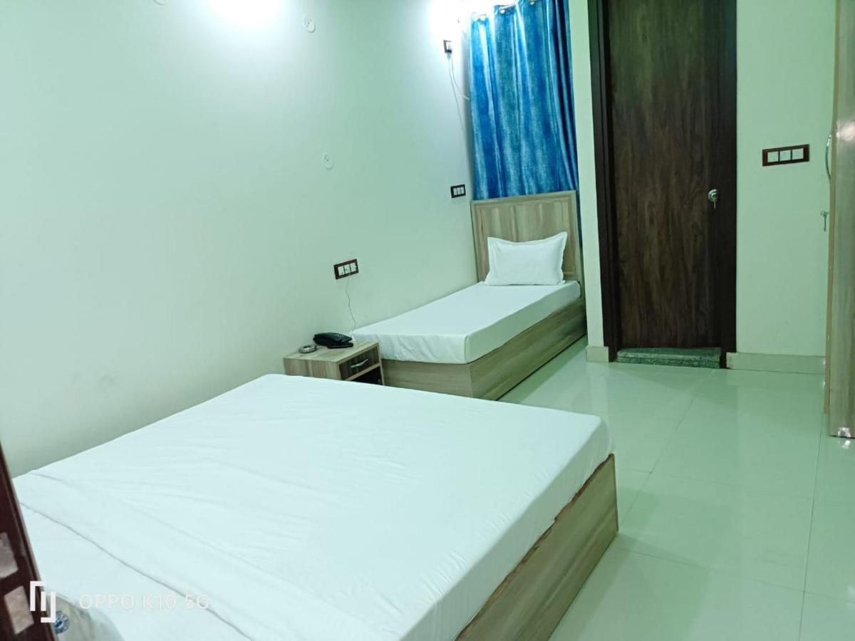 Travel Inn At Delhi Airport 뉴델리 외부 사진