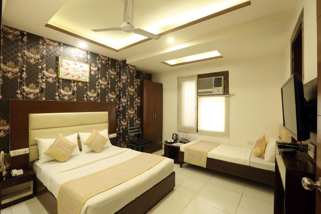 Travel Inn At Delhi Airport 뉴델리 외부 사진