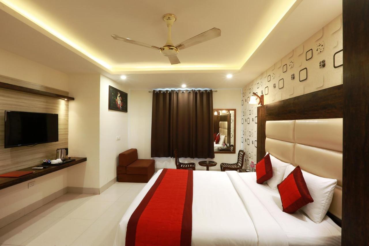 Travel Inn At Delhi Airport 뉴델리 외부 사진